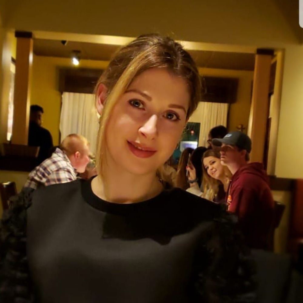 Meet your Posher, Milana